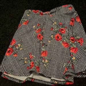 rose black and white patterned skirt